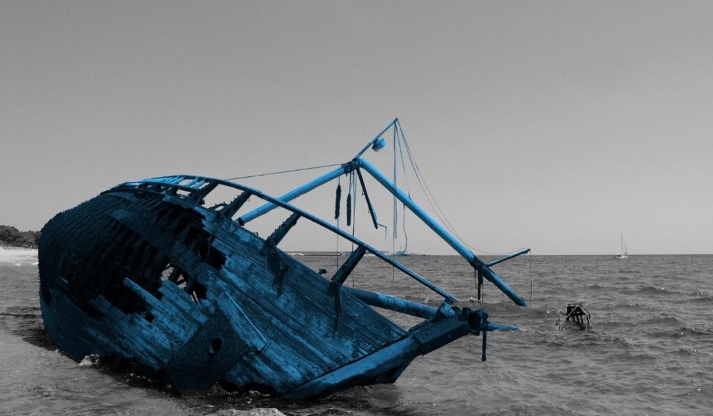 Shipwrecks Captured by Google Earth